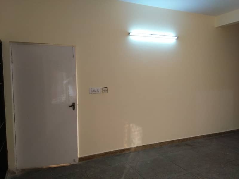 10 Marla 03 Bedroom House Available For Sale In Askari 9 Lahore 31