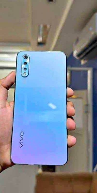 vivo s1 street 4/128 GB PTA approved for urgent sale 03484580261 3