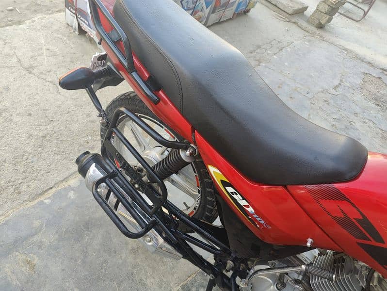 Suzuki GD 110s 2022 4