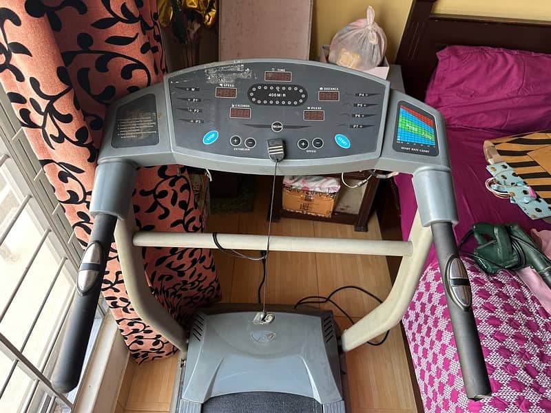 Goldstar Treadmill 2