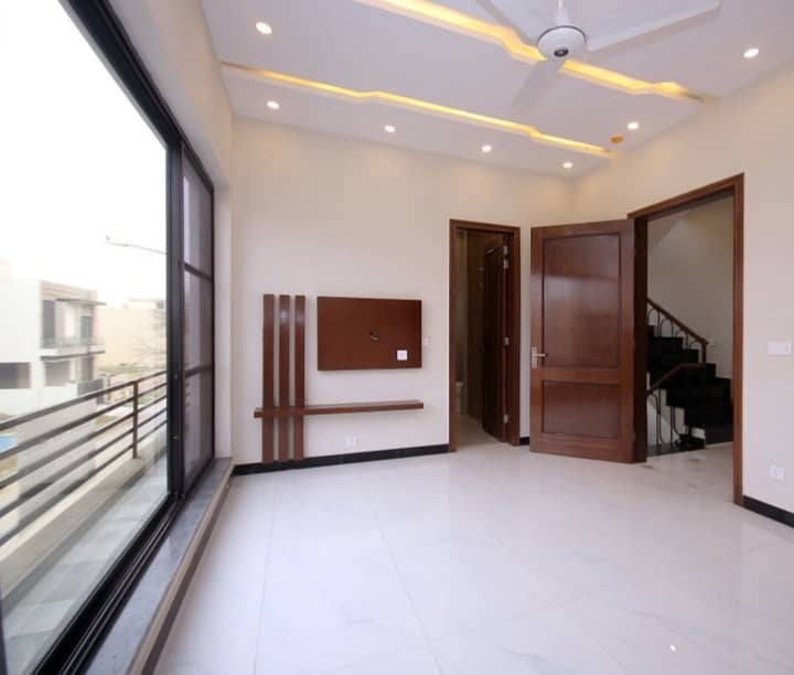 Like New Hot Location Knaal 5bed Double Unit House Available For Sale In Dha Phase 4 25