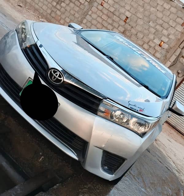 Toyota Corolla GLI 2015 Model 2