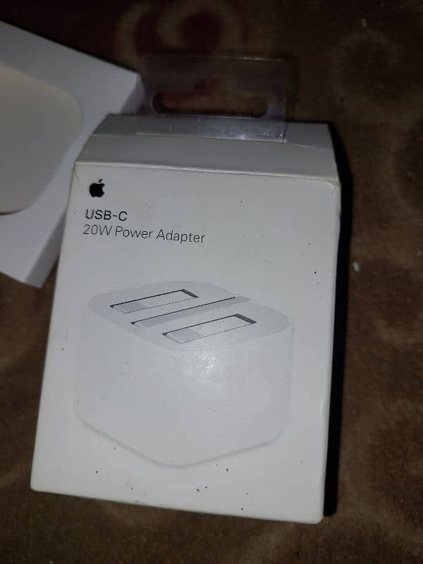 i want to sell my iPhone charger only 2 times used 2