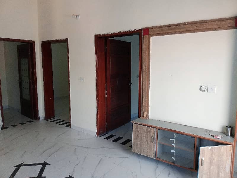 Neat And Clean Flat Available Near UCP University And Shokat Khanum Hospital 4