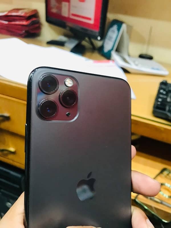 iphone 11 pro max Dual PTA Approved 3