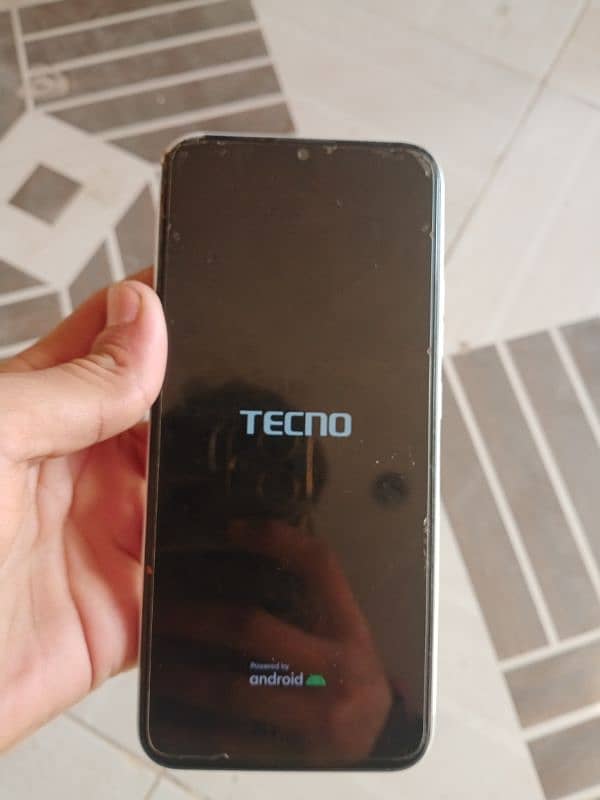 Tecno spark 6go 1