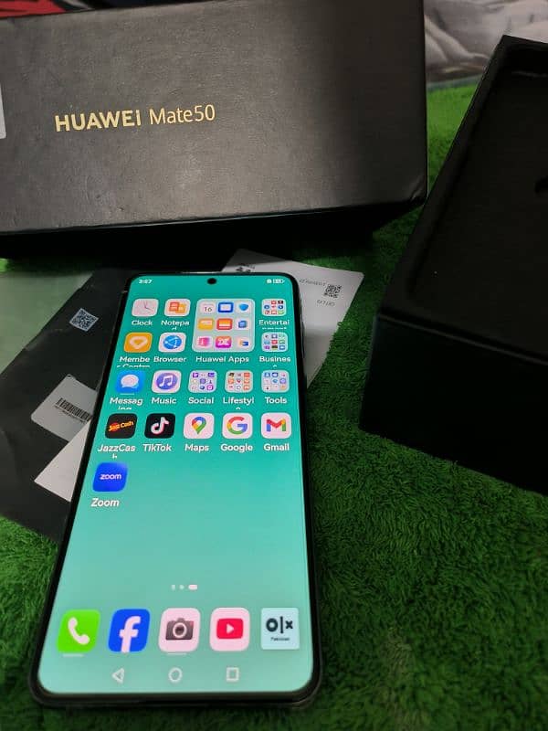 Huawei Mate 50 Non pta 03268/5538/80 Call and Watsap 4