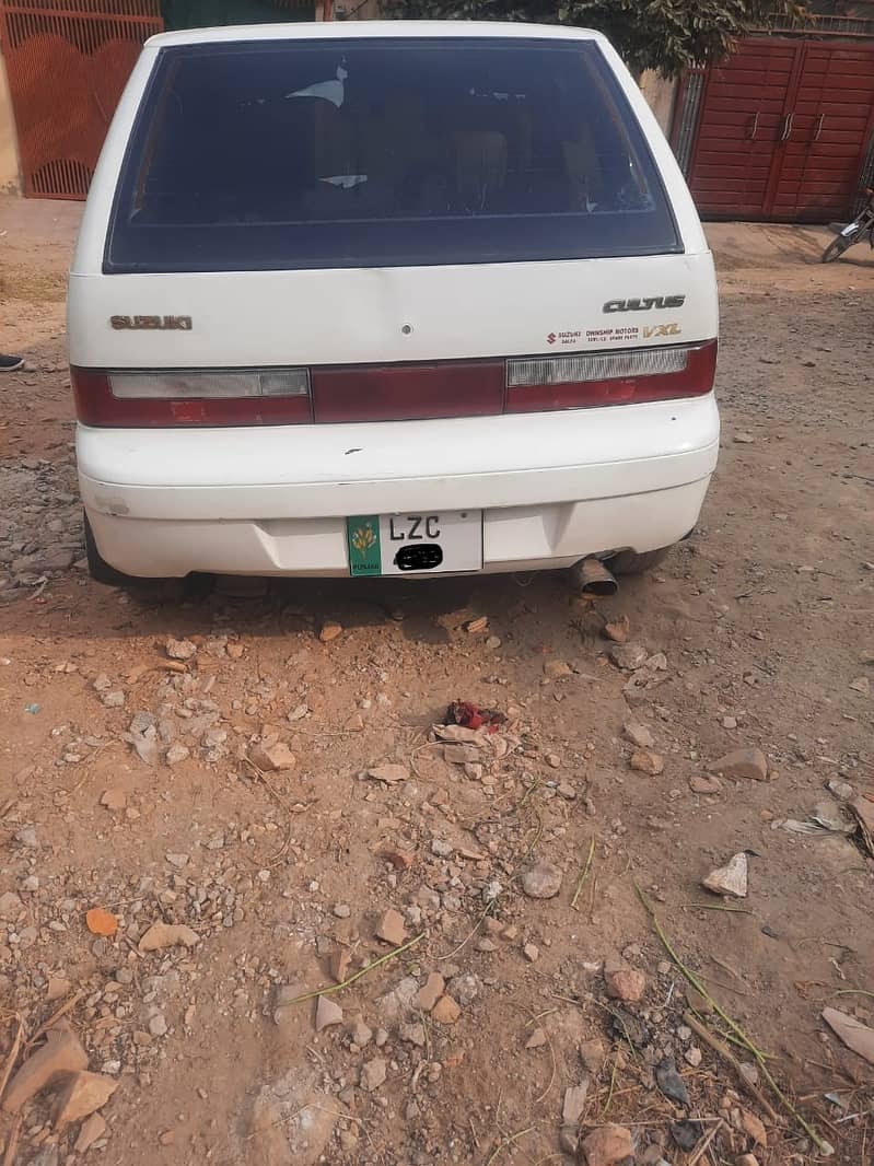 Suzuki Cultus 2004 Genuine white color 8