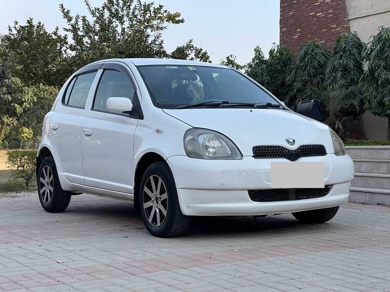 Toyota Vitz 2001 2006 KARACHI REGISTERED 2002 2