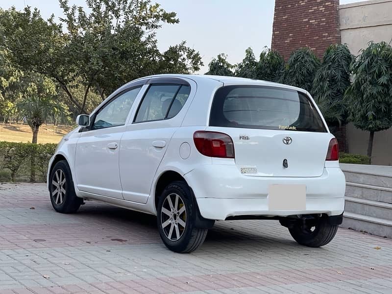 Toyota Vitz 2001 2006 KARACHI REGISTERED 2002 5