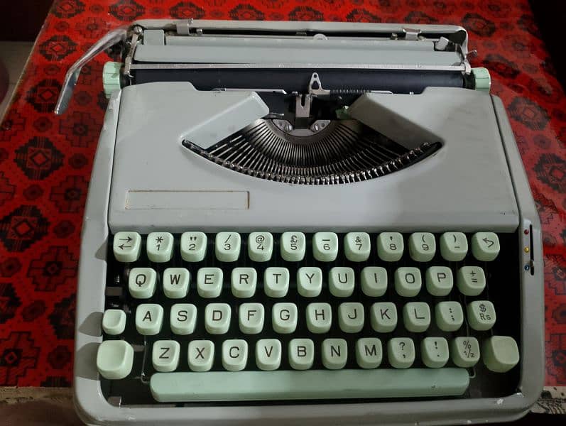 Type writer 0