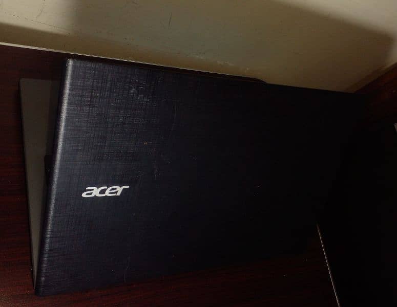 Acer Aspire E5-273 | 10/10 Condition | Intel i3-4th Gen | 240GB SSD 2