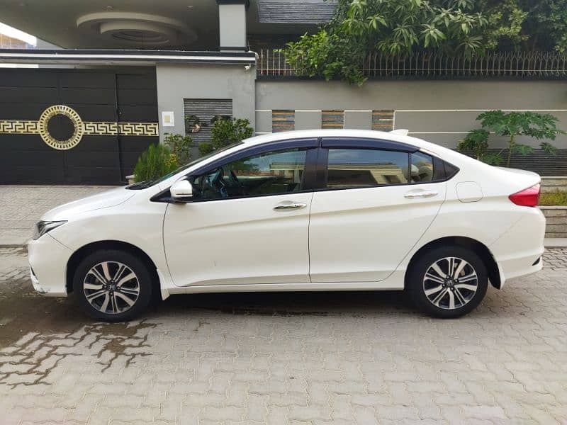 Honda City Aspire 2022 3