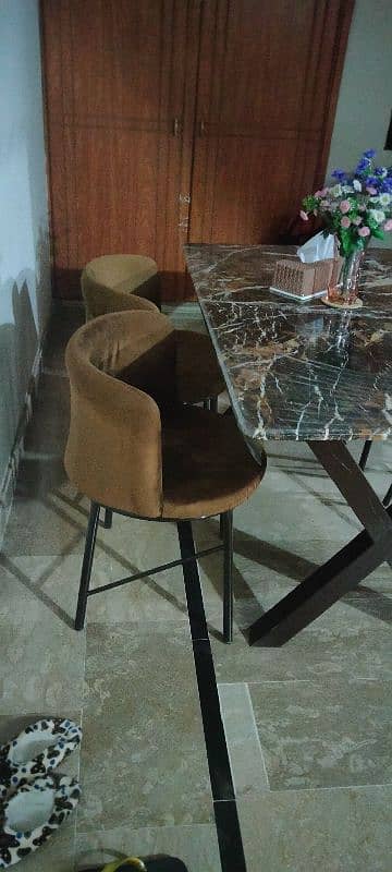 Dining table 6 Chairs without table,new hn condition 10/10 2