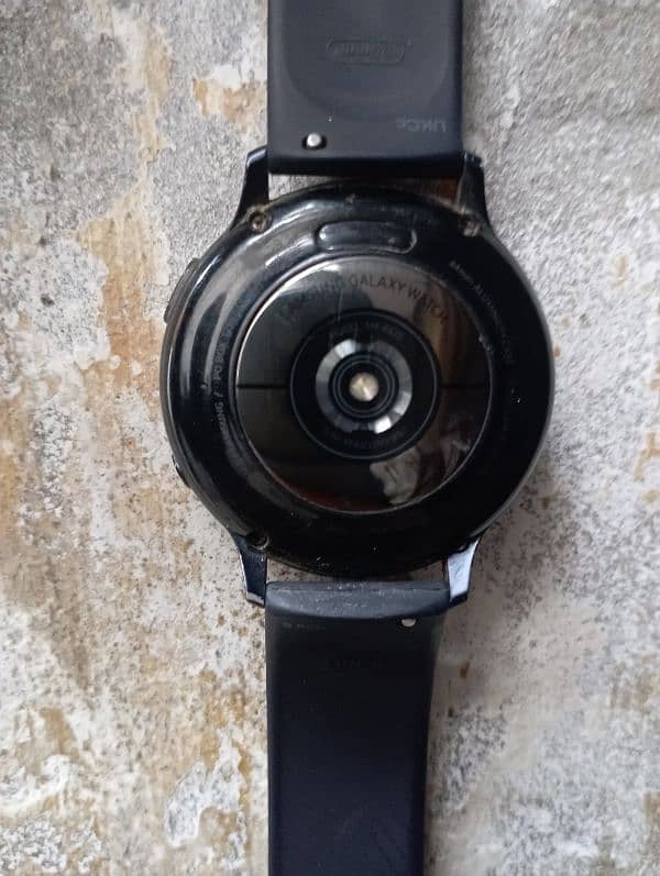 Samsung galaxy watch active 2 4