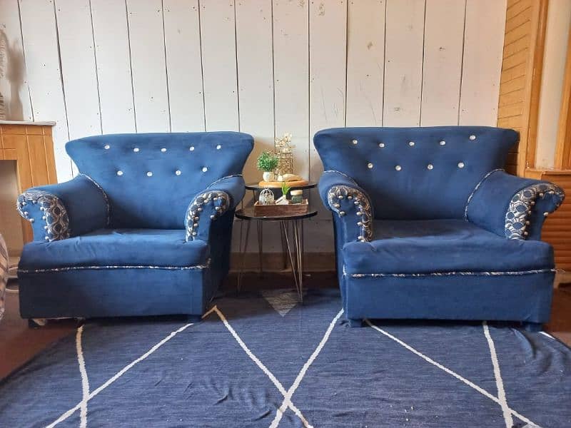 Blue sofa velvet posh 5