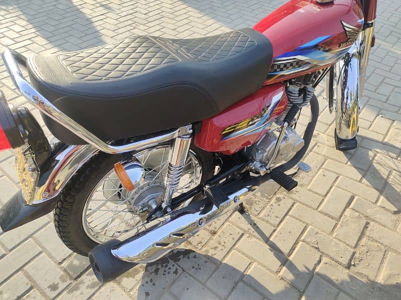 honda cg 125 2024 golden number 3