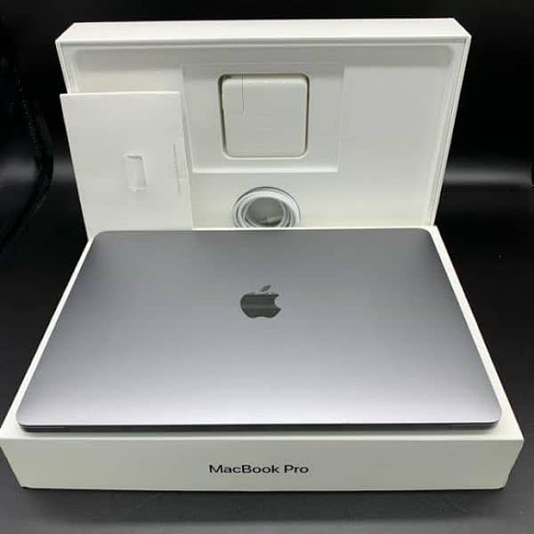 Macbook Pro 1