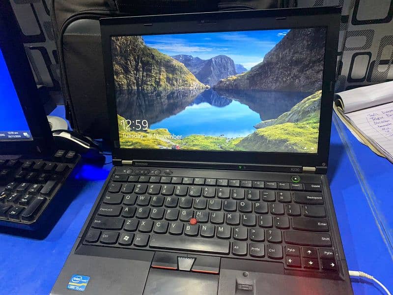 Lenovo X230 0