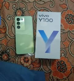 vivo y100