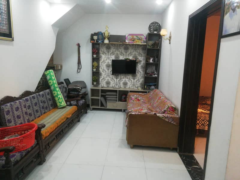 5 Marla Uper Portion For Rent ( Farooq Colony Near Packages Mall ) 3