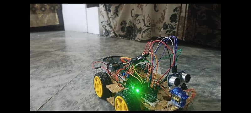 Obstacle avoiding plus speakable intelligent robot For sale 0