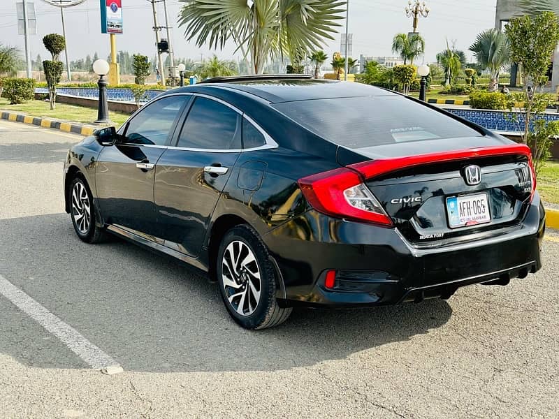 Honda Civic Oriel 2017 3