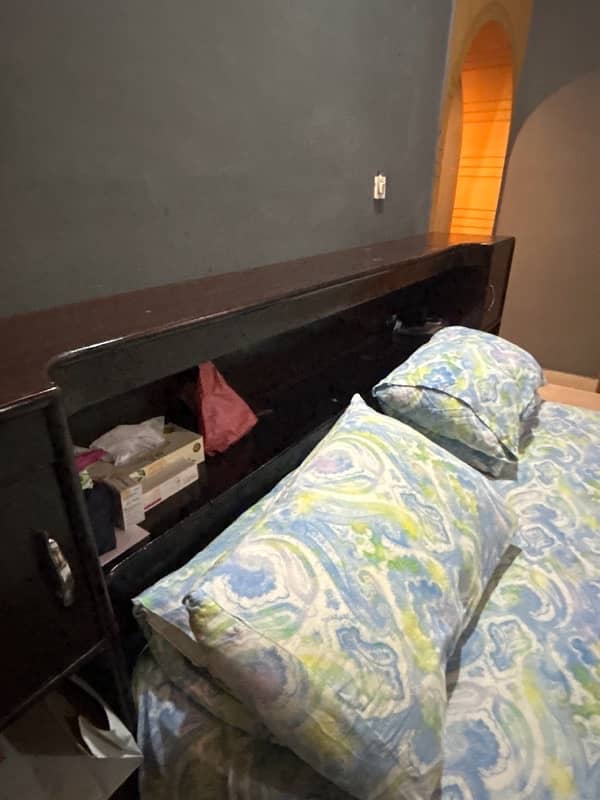 BED WITH SPRING MATTRESS MULTIPLE CABINETS 3