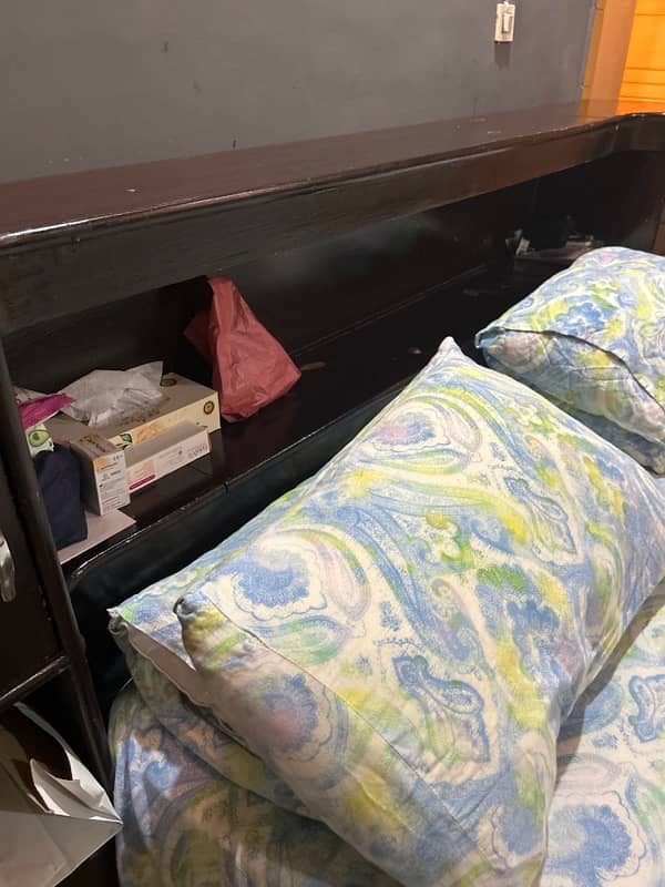 BED WITH SPRING MATTRESS MULTIPLE CABINETS 4