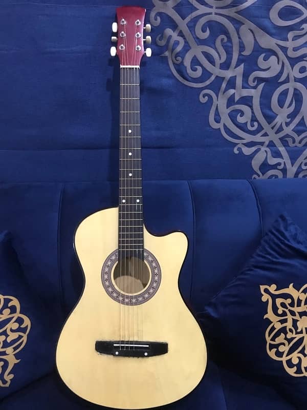 Guitar  available in Dha lahore . 0