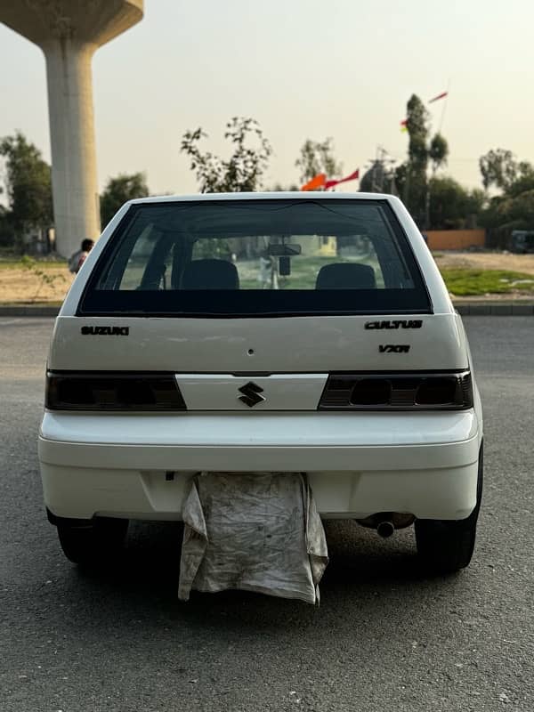 Suzuki Cultus VXL 2011 4