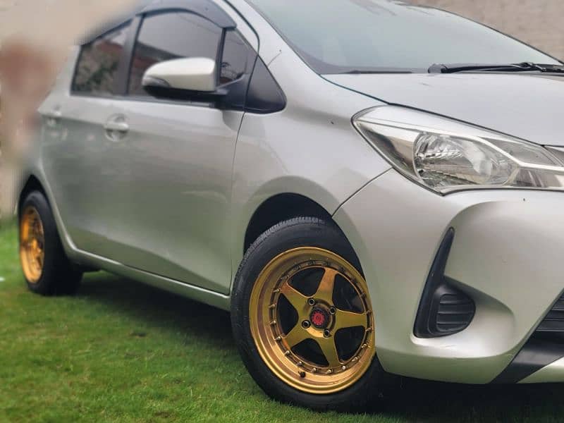 Toyota Vitz 2017 15