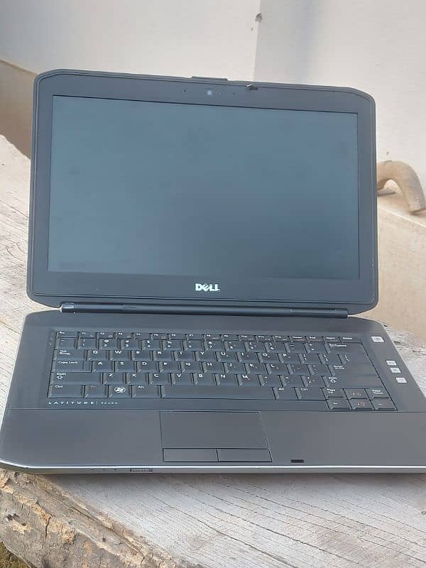 Dell laptop i5 3rd Generation 4ram 320 harddisk 0