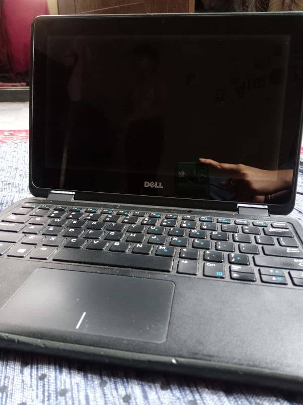 laptop 12 inch width 8 inch height fast working 2