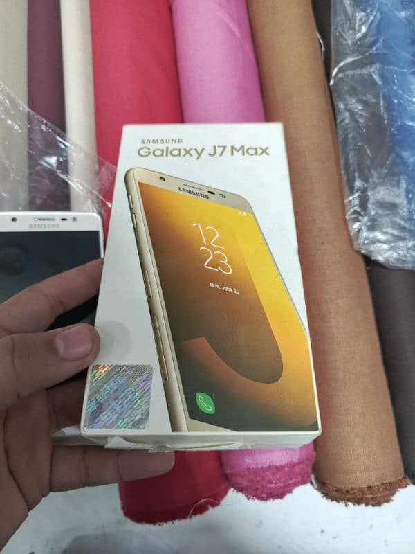 Samsung j7 max 0