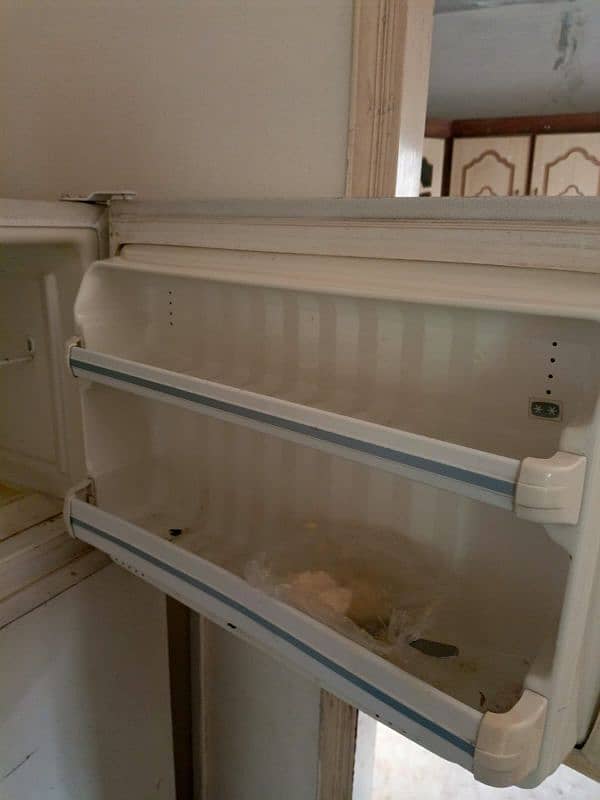 refrigerator for sale 2