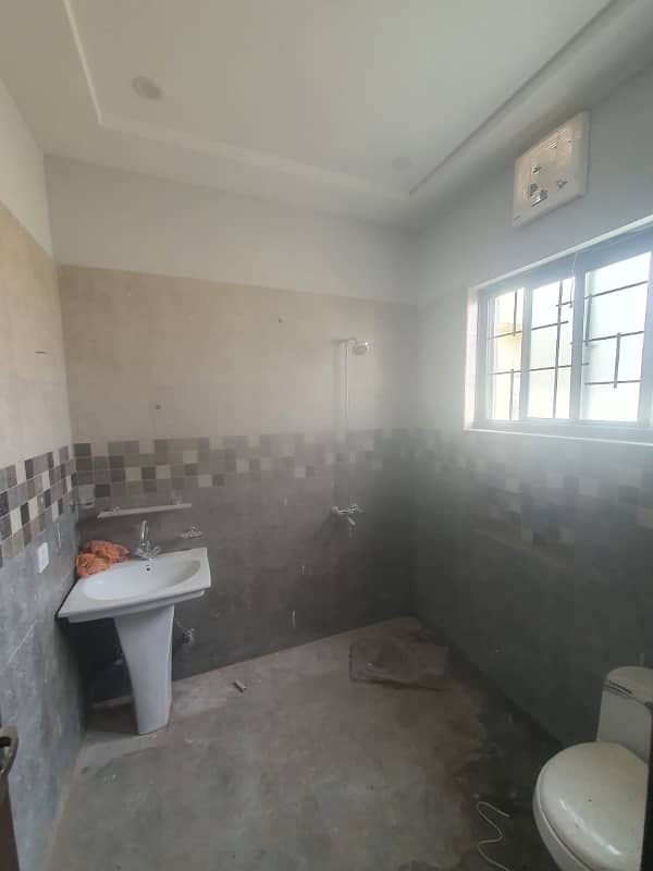 Brand New House FOR RENT Upper Portion 6