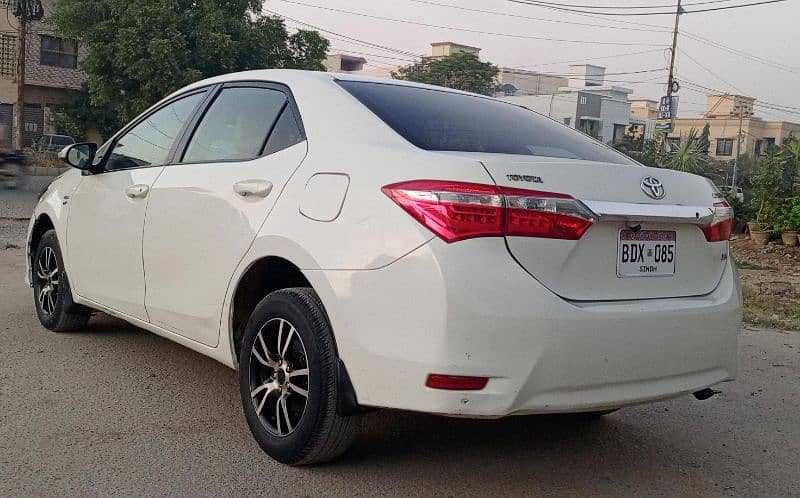 Toyota Corolla XLI 2015 5