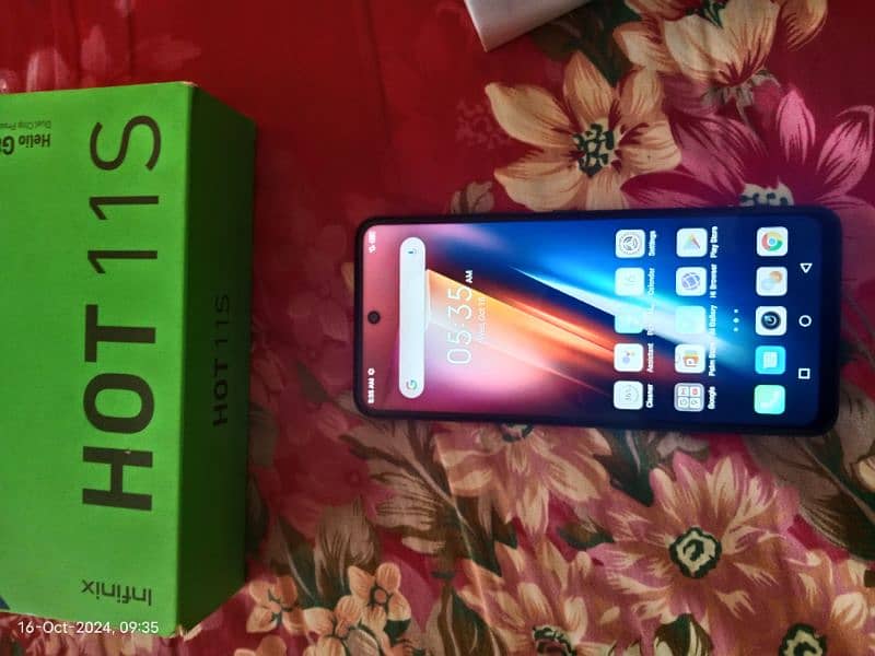 Infinix hot 11s   Full box pta proved 4+3/128 7