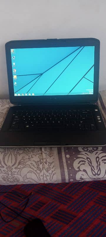 Dell laptop i5 3rd Generation 4ram 320 harddisk 5