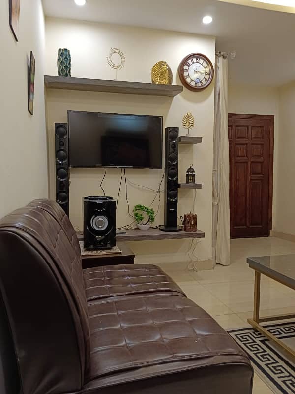 Room for rent on daily basis in bahria town 2