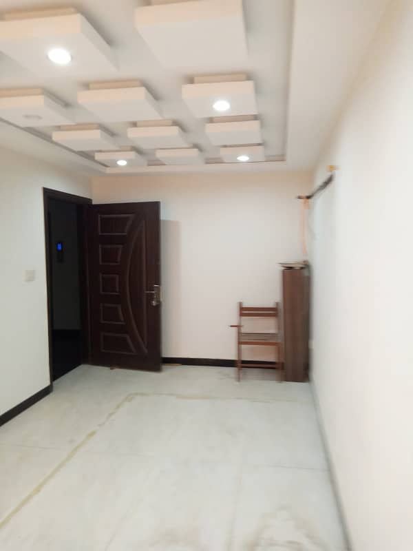 1 Bed Beautiful Flat Available For Rent in Sector D Bahria Town Lahore 0