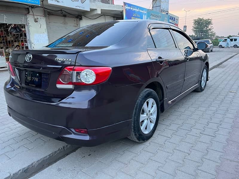 Toyota Corolla GLI 2013 3