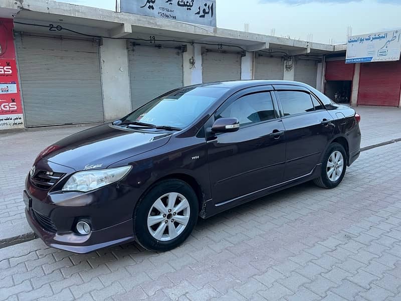 Toyota Corolla GLI 2013 4