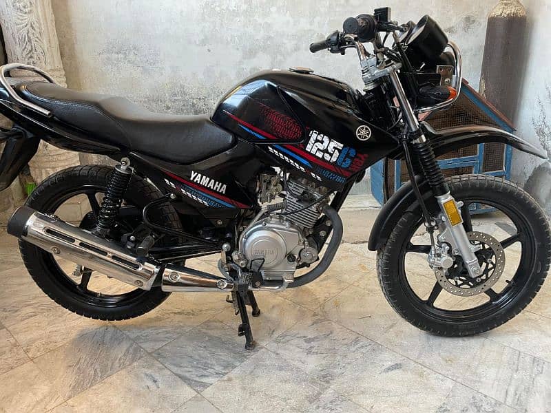 Yamaha YBR 125g 2024|Yamaha in black|YBR 125g 2024 5