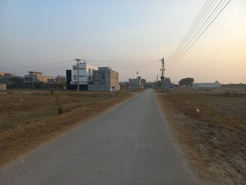 1 KANAL PLOT AVAILABLE FOR SALE G-490 0