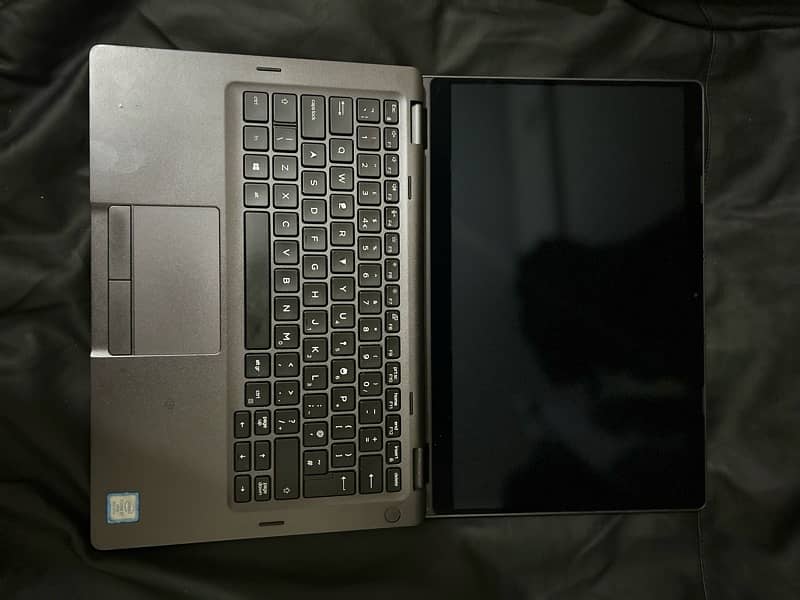 Dell 5300 i7/8 3