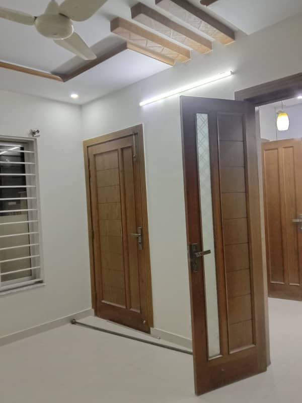 Upper Portion For Rent 6