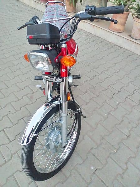 Honda 125 2025 8