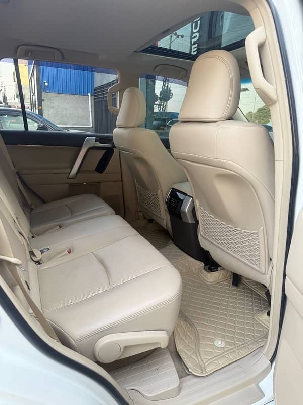 2017 Toyota Prado TXL 7 Seater 11